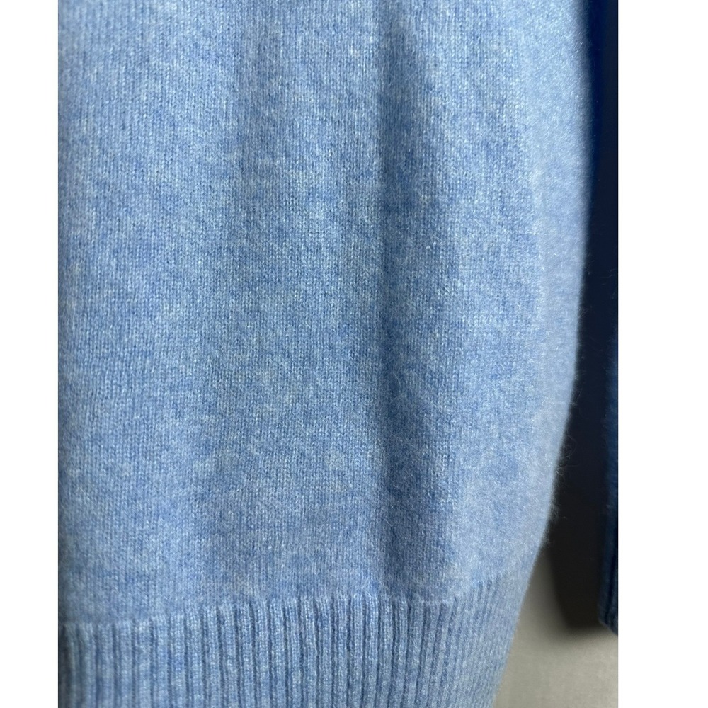 AQUA 100% Cashmere V-Neck Sweater L Blue Soft Girl Old Money Preppy Coastal - Picture 3 of 9
